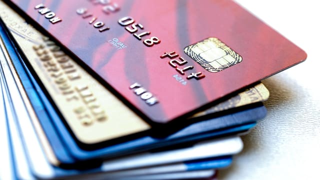 Tomar deuda para pagar deuda: cómo saber que tu crédito se volvió insostenible antes de que sea tarde
