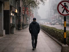 Es oficial | Por orden del gobierno, las personas que caminen sin motivo en estas zonas de la ciudad serán multadas de inmediato