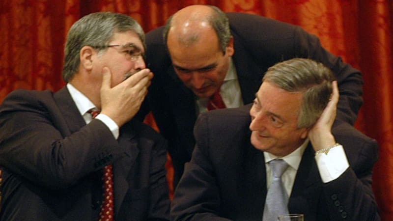 López en medio de De Vido y Kirchner, cuando era funcionario K.