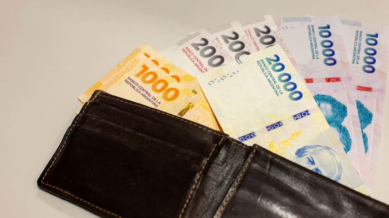 Los empleados públicos nacionales perdieron el equivalente a 7 meses de salario.