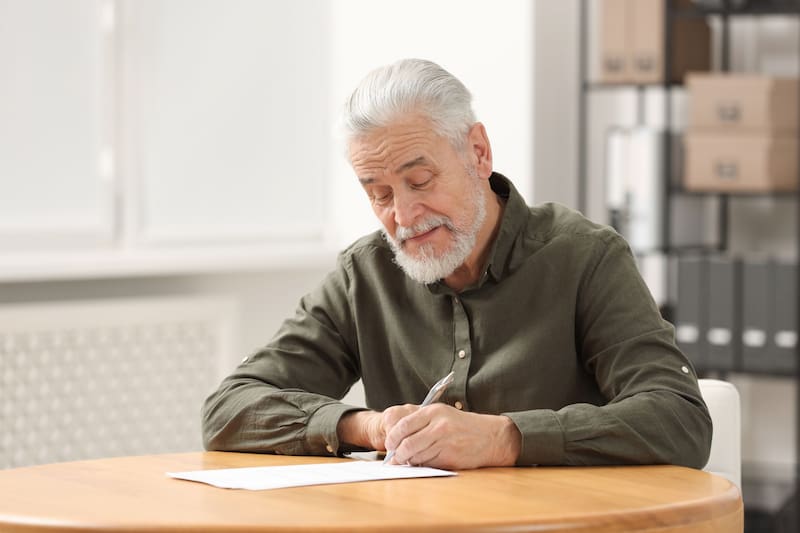 Se despide el impuesto de Sucesiones: los herederos podrán evitar el pago si el testamento incluye esta importante cláusula. (Fuente: Shutterstock).