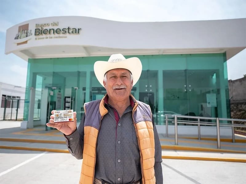 Los jubilados de México que cobren la Pensión Bienestar y aún no hayan visto acreditado su dinero, recibirán la transferencia en las próximas horas. (Foto: Archivo)