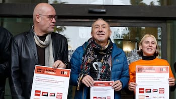 Los sindicatos convocan un paro el 11 de noviembre: la CEOE lo califica de “electoral” y pide no “incendiar” las calles