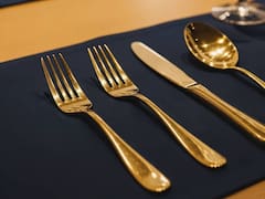 Qué cubiertos hay que usar en la mesa: metal, madera o plástico