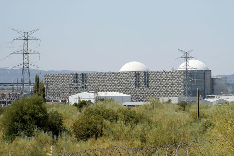Los motivos detrás de la marcha atrás del Gobierno con respecto a la central nuclear de Almaraz.