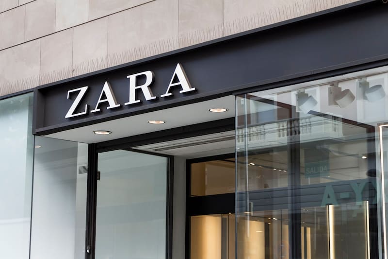Los primeros pasos de Amancio Ortega durante la creación de Zara.