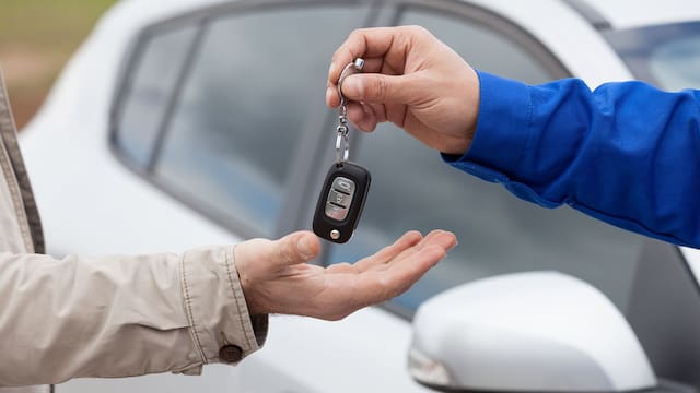 Los turismos electrificados ya alcanzan uno de cada tres vehículos vendidos en septiembre