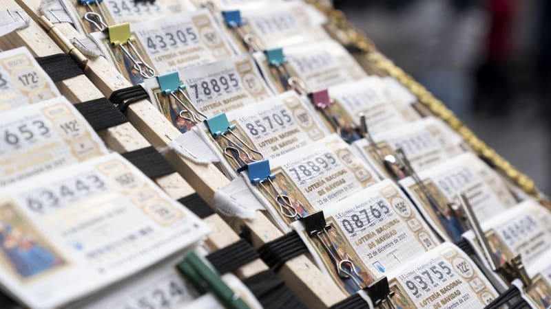 Los primeros premios de la lotería deberán tributar ante Hacienda. (Fuente: Archivo).