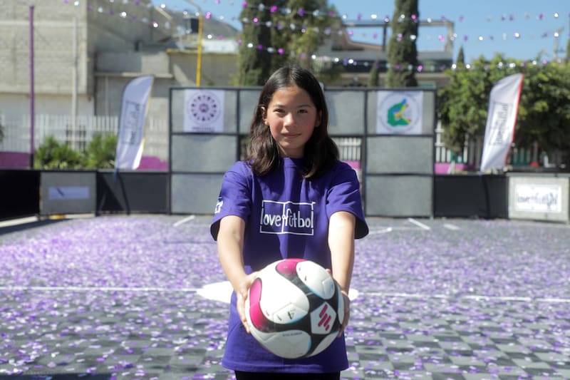 Cancha violeta de Love.fútbol en Ecatepec| Cortesía