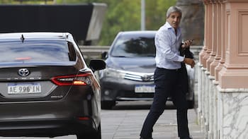 Un Caputo “keynesiano” busca mover la actividad con obras y baja de tasas