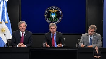 Luis Caputo: “Los refinanciamientos del 2026 están sobrecumplidos y los de 2027 son menos desafiantes”