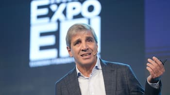 Rieles, uranio y asfalto: las tres piezas que mueve Caputo para “despertar” optimismo