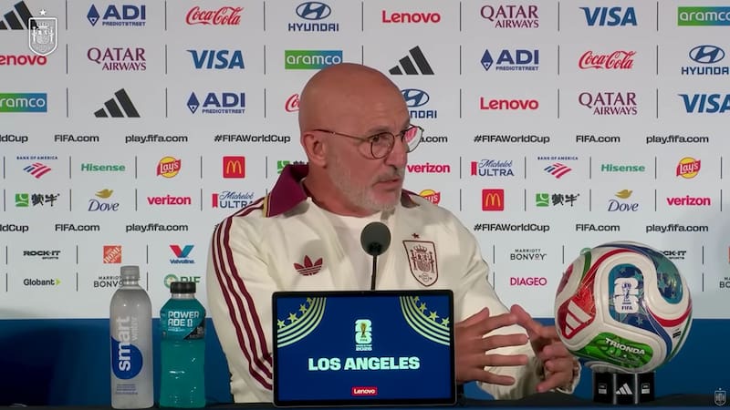 Luis de la Fuente, DT de España, y su frase favorita de Marco Aurelio: “Lo que es malo para el panal, es malo para la abeja”