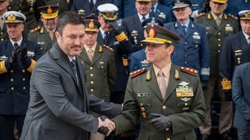 El Gobierno oficializó a Carlos Presti como nuevo ministro de Defensa, tras la salida de Petri