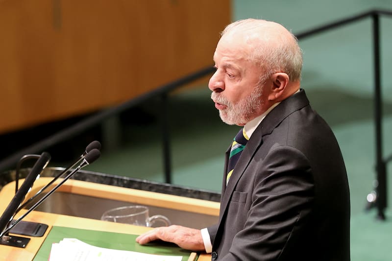 El presidente de Brasil, Luiz Inácio Lula da Silva, fue el primer orador.