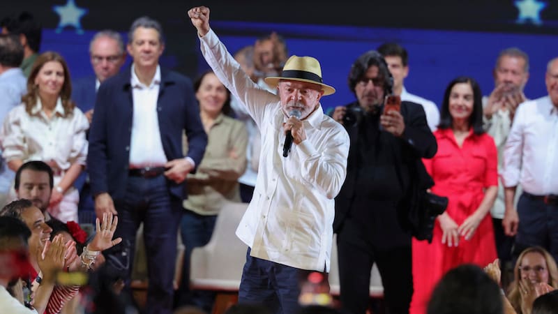 Lula da Silva usó a la Argentina de Javier Milei en su campaña: alertó sobre los riesgos de votar a Flávio Bolsonaro (Fuente: EFE).