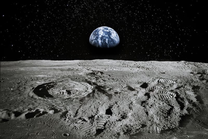 La NASA descubre en la Luna el mayor cráter recién formado del sistema solar. (Fuente: Shutterstock).