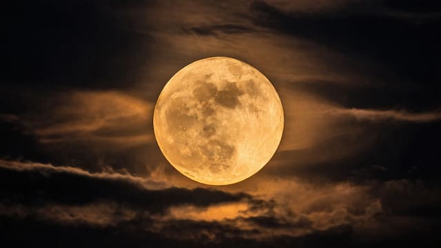 Una astronauta de Artemis reveló el secreto más profundo de la Luna: “Está en el corazón de…”