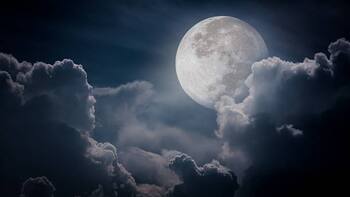 Superluna llena de noviembre: cuándo es y paso a paso del ritual de limpieza y gratitud