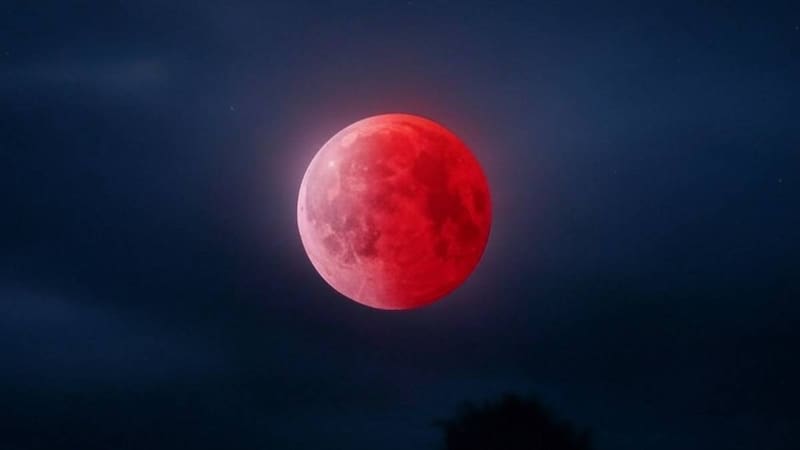 El próximo martes 3 de marzo, el universo ofrecerá el primer eclipse lunar total de 2026. Imagen: archivo.