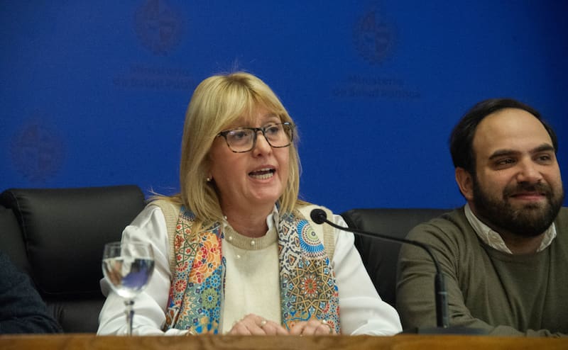Ministra de Salud Pública, Cristina Lustemberg.