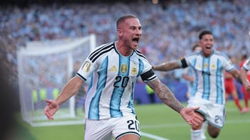 Con gol de Mac Allister, Argentina abrió el marcador y le gana a Suiza por el pase a semifinales