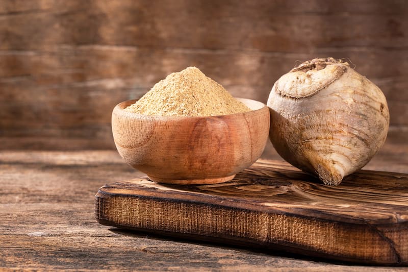 Originaria de los Andes peruanos, la maca es una planta milenaria que fue venerada venerada por culturas ancestrales gracias a sus múltiples beneficios para la salud. Imagen: Magnific.
