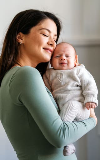 Adiós a la ley de Registro Civil: los hijos no llevarán el apellido de los padres por decisión del Gobierno si se cumplen estas condiciones