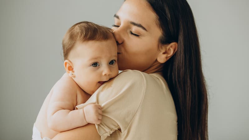Las madres podrán exigir que sus hijos lleven su apellido primero desde el nacimiento.