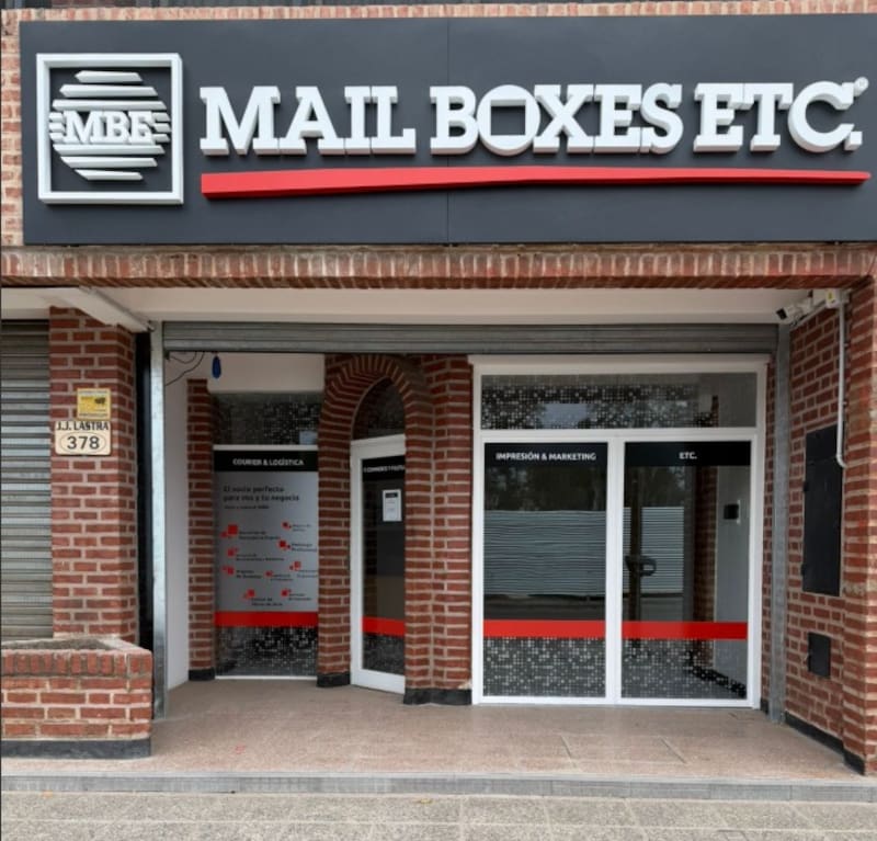 Luego de su gran apertura en la ciudad de Buenos Aires, Mail Boxes Etc. inaugura su primer local en el interior del país