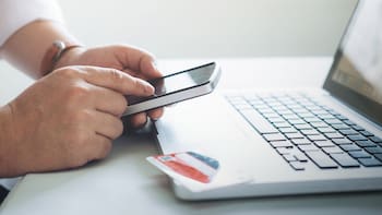 Ya no podrás transferir dinero de forma gratuita, según el Ministerio de Hacienda