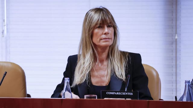 Malas noticias para Begoña Gómez: el juez rechazó archivar su caso y exige que la juzgue un jurado
