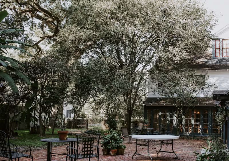 Buscan voluntarios para vivir en Estados Unidos cuidando jardines 25 horas por semana: ofrecen alojamiento, dos días libres, desayuno gratis y todos los servicios básicos.