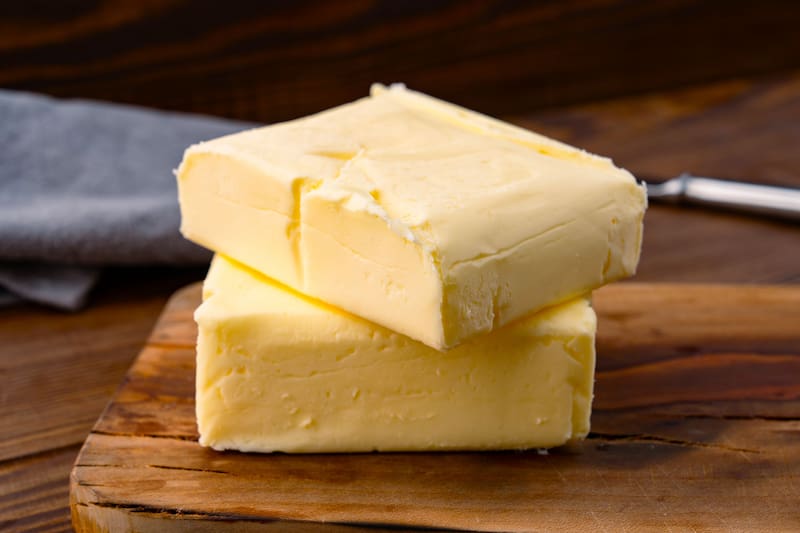 Margarina o mantequilla: qué diferencia hay entre ambas y cuál conviene comprar