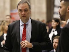 Tras dar explicaciones en el Congreso, Adorni confirmó que no renunciará: “Jamás voy a ceder”