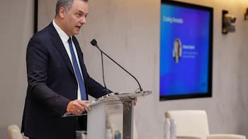 Tras el avance judicial, el Gobierno revela sus primeras señales para la defensa legal de Adorni