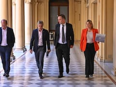 El laberinto sin fin: el nudo Adorni, el mensaje de Milei en Olivos y dos rivales en el horizonte