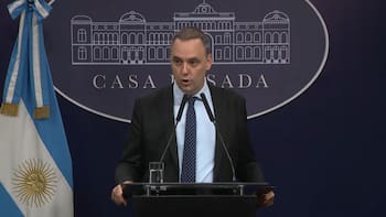 La Justicia levanta el secreto fiscal en PBA y demanda a ARBA datos sobre inmuebles de Adorni