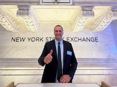 La “mano negra” detrás del video de Adorni, un favor en New York y la millonaria multa para FATE