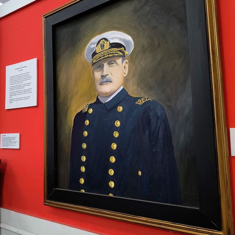 La experiencia en Japón no fue solo un episodio de gloria personal: Domecq García redactó una obra voluminosa titulada “Guerra ruso-japonesa. 1904″.