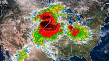 Se viene un diluvio histórico con tormentas por 72 horas: lluvias torrenciales, granizo y ráfagas de 121 km/h