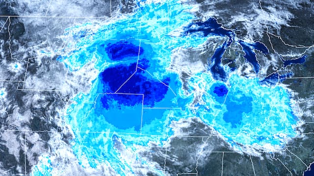 Se avecina el diluvio torrencial del siglo: fuertes lluvias, tormentas severas y ráfagas de casi 140 km/h todo el fin de semana