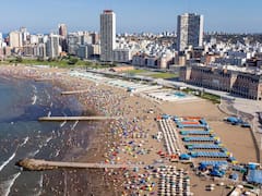 El último fin de semana del año movilizó a un 43% más de turistas que en 2023: cuánto gastaron y los destinos favoritos