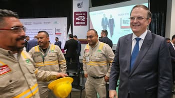 Le ponen luz a El Buen Fin | Economía y la CFE firma convenio de difusión del fin de semana más barato del año