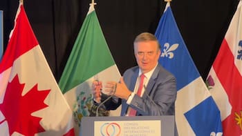 Ebrard urge certidumbre total en el T-MEC: ‘La realidad económica es más fuerte que la nostalgia’, dice en Canadá