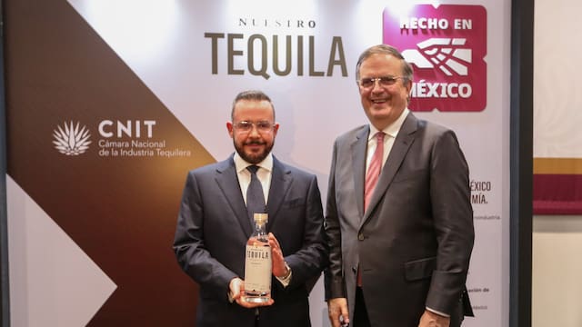 De México para el mundo: La estrategia de Ebrard para llevar el tequila a nuevos mercados