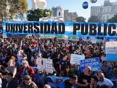 Marcha universitaria: “Milei rompe el contrato social que nos mantiene libres”