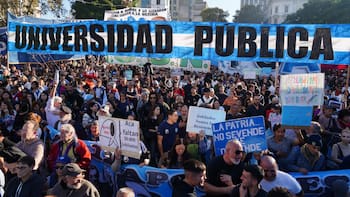 Marcha universitaria: “Milei rompe el contrato social que nos mantiene libres”