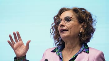 Giro de 180 grados en Hacienda: dará de baja cuentas bancarias y tarjetas de crédito a quienes se encuentren en esta condición