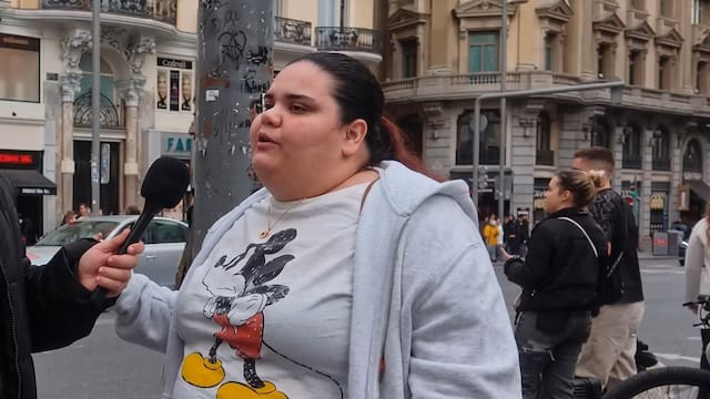 Mariana, niñera venezolana en España: “En mi país era maestra y ganaba 500 euros al mes, aquí gano 1400 euros”